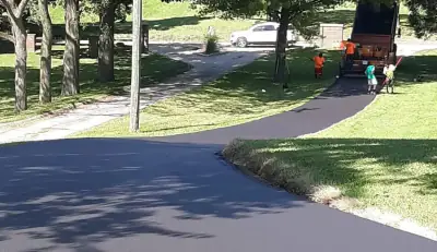 Paving a curved residential driveway